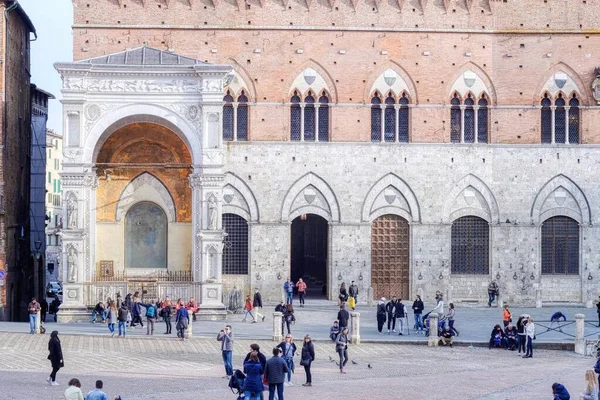 Piazza del Campo en Siena, Italia —  Fotos de Stock