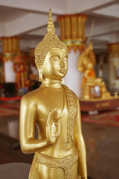 Arany Buddha Szobor Nyilvános Templom Thaiföld — Stock Fotó