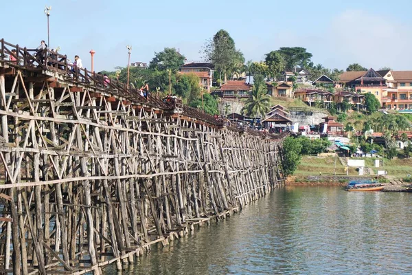 Enero 2017 Puente Lun Madera Sangkhla Buri Kanchanaburi Tailandia —  Fotos de Stock