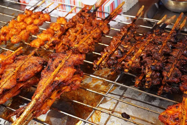 Parrilla Pollo Caliente Comida Callejera Tailandia — Foto de Stock