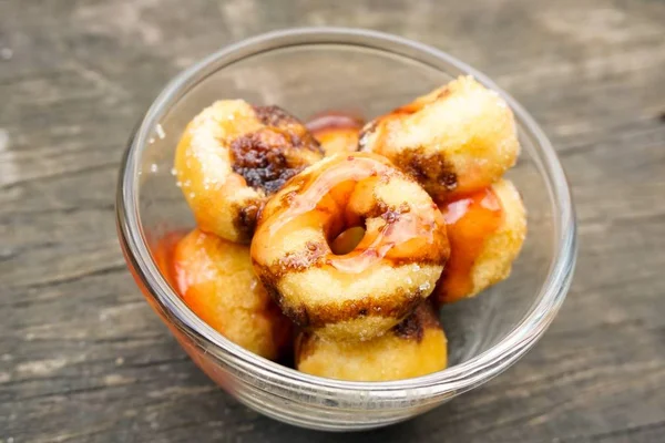 Donut Doce Mesa Madeira — Fotografia de Stock