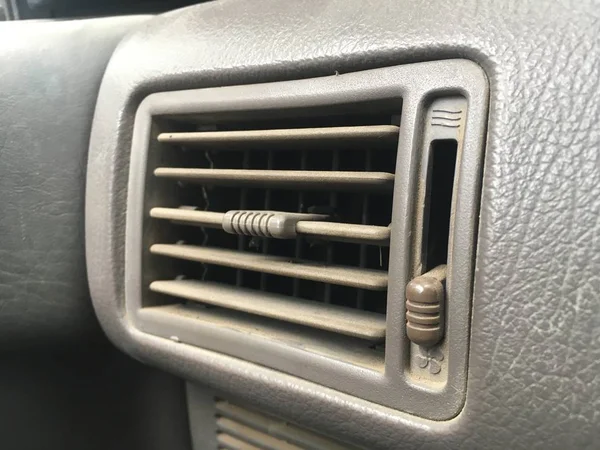 air car conditioning hole