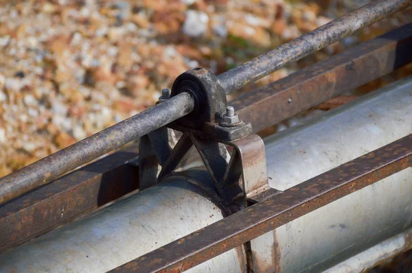 Endüstri sahasındaki demir eklemlerini kapatın.