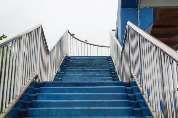 Cerrar Escaleras Paso Elevado Azul País Tailandia —  Fotos de Stock