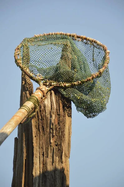 Dip Net Wood Post — Stock Photo, Image