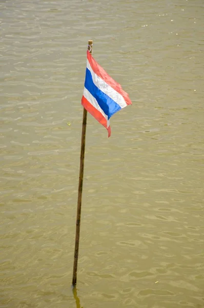 Fechar Bandeira Tailandesa Rio — Fotografia de Stock