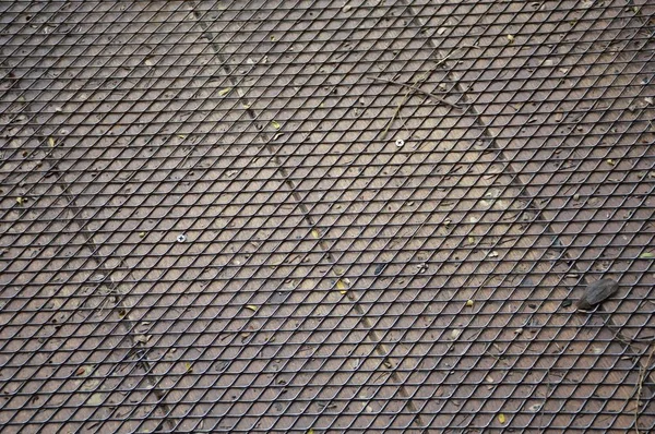 Stahlnetz Auf Holzboden Textur — Stockfoto