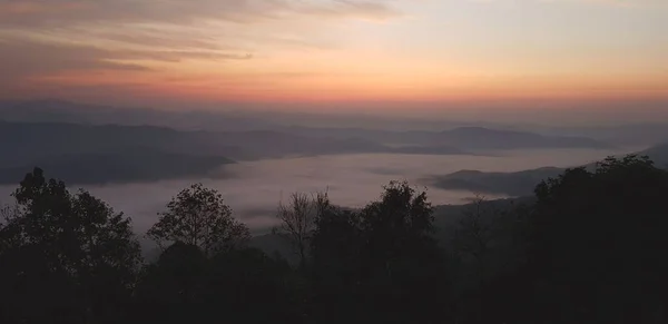 Der Wunderschöne Sonnenuntergang Mit Bergblick Der Provinz Chiangmai Nördlich Von — Stockfoto
