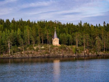 Chapel ayakta görünümünü sahilde