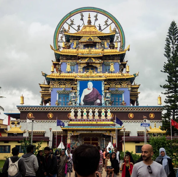 インド カルナータカ州ビラクープ2015年10月4日 世界最大のチベット仏教ニンマ系教育センター ナンドロリング ニンマパ修道院 — ストック写真