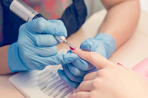 Proceso Manicura Limpieza Uñas Por Cortador Fresado —  Fotos de Stock