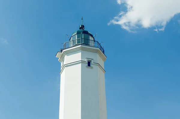 Faro Blanco Contra Cielo Azul Día Soleado — Foto de Stock