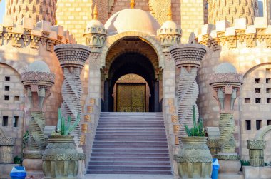 El Mustafa Camii, Şer el Şeyh 'in eski kentinde..