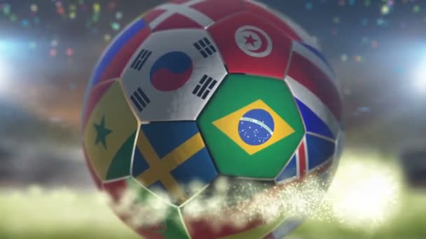 Brazilská vlajka na fotbalovém míči na stadionu — Stock video