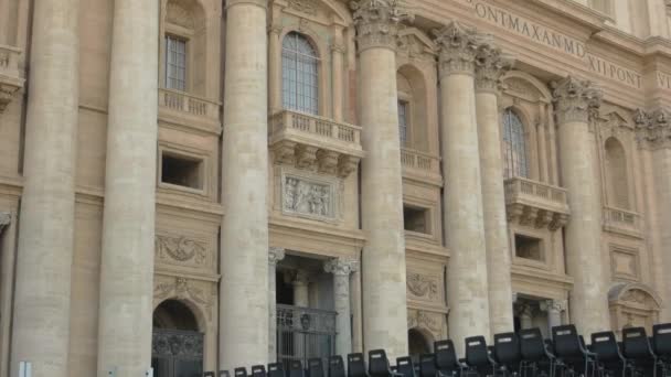 Basílica de São Pedro estátuas fachada arquitetura renascentista — Vídeo de Stock