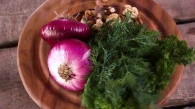 Kumaşlar için boya hazırlama fırında yemek pişirme antik kültür