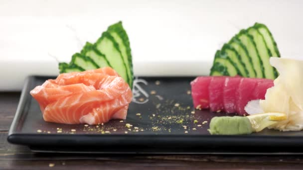 Sashimi close-up japans voedsel rauwe vis — Stockvideo