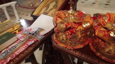 Düğün töreni için kilise vasıfları