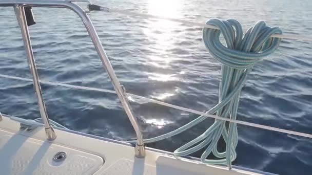 Yacht voyage croazieră pe un iaht vacanță de vară — Videoclip de stoc