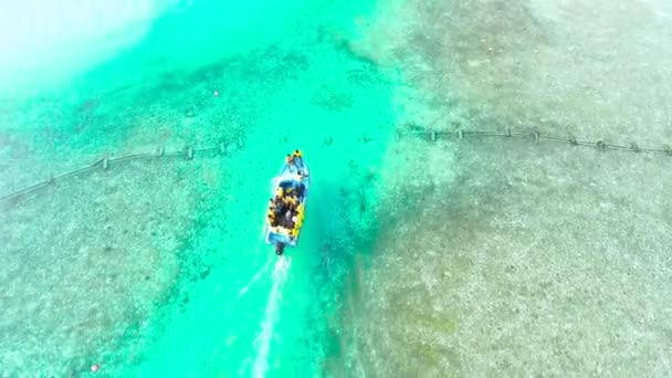 Безпілотні кадри на острові мальдів — стокове відео