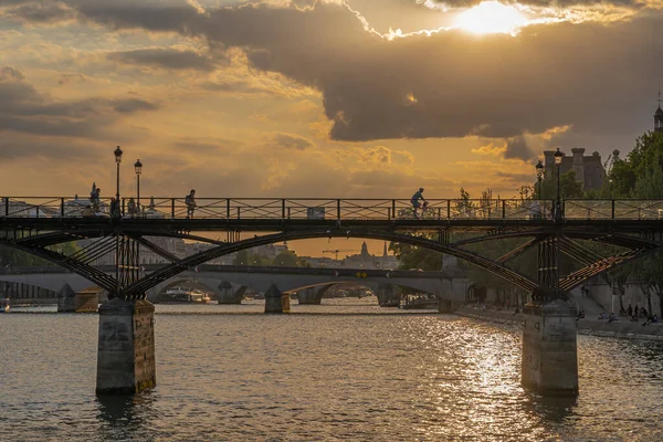Παρίσι Γαλλία 2020 Άποψη Γέφυρας Από Πλοίο Στον Σηκουάνα — Φωτογραφία Αρχείου