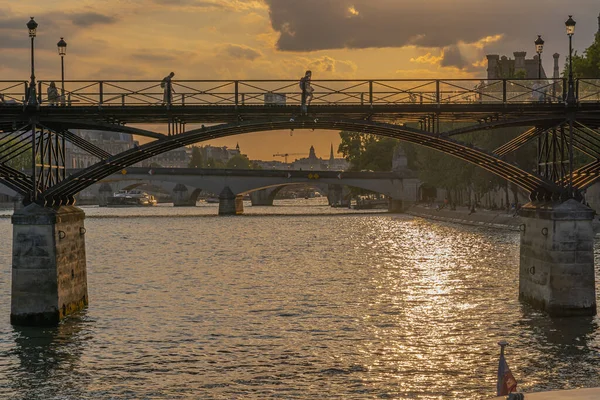 Parigi Francia 2020 Veduta Del Ponte Una Barca Sulla Senna — Foto Stock