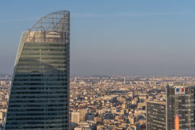 Paris, Fransa - 03 21 2020: Savunma kulelerinin panoramik manzarası