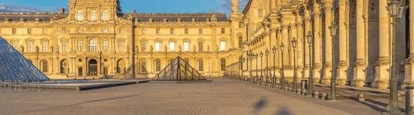 París Francia 2020 Pirámide Del Louvre Patio Napoleón Museo Del — Foto de Stock