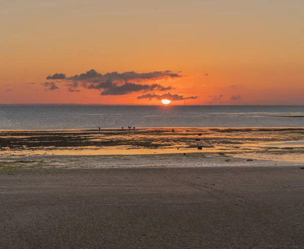 Luc Sur Mer Francia 2020 Alba Sopra Havre Dalla Spiaggia — Foto Stock