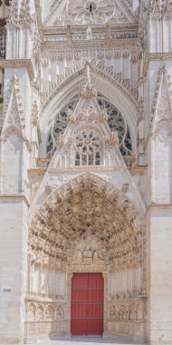 Auxerre, Fransa - 08 29 2020 Saint-Eusbe Katedrali