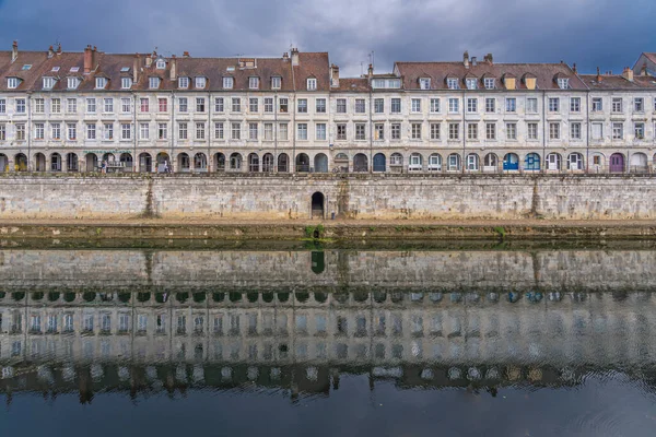 Besanon Francia 2020 Vista Los Muelles Los Doubs Desde Puente —  Fotos de Stock