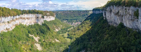 Baume Les Messieurs Frankreich 2020 Blick Auf Den Zirkus Baume — Stockfoto