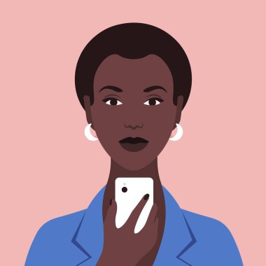 Bir telefon ile Afrikalı bir kadın portresi. Çeşitlilik. Milletler ve yarış. Akıllı telefon ve Internet bağımlılığı. Sosyal ağlar. Vektör düz çizim