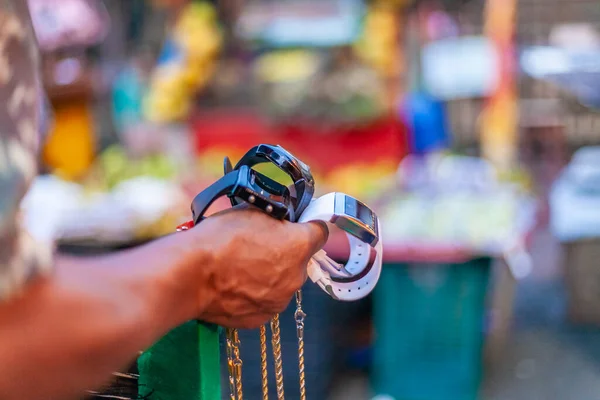 Manaus Center 'ın otonom sokak satıcısı Vendedor de relgios ambulante autnomo deve rua de Manaus centro