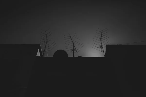 bw, black and white, B & W, Brazil, Brazil, Brazil street, building, color, Jorge Soares, Jundiai city, Junida, So Paulo, sky, SP, Street, doku, wall, TV sinyali