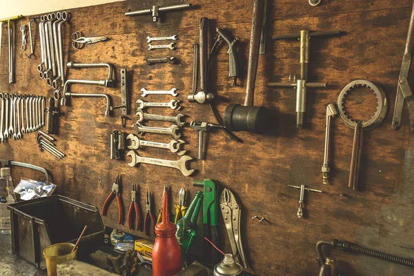 Werkzeug Stahl Hammer Zange Schraubenschlüssel Keine Person Antikes Werkzeug Innenraum — Stockfoto