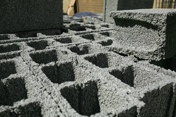 duvar, tuğla, beton, granit, çimento, bina, taş duvar, kaldırım, kireç taşı, mimari, kaldırım taşı, kaldırım taşı, kaya, yürüyüş yolu, yol, obje, kayrak, hiç kimse, tuğla işi, oturma, küp, bank, masa, döşeme, insan, halı, ifade,