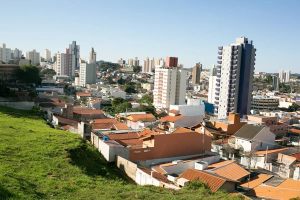 Blue, Brazil, street, building, color, Jorge Soares, Jundiai city, Jundiai, So Paulo, sky, SP, Street, doku, duvar, bina, şehir, gökdelen, mimari, şehir merkezi, blue, sky, tower, high, metropolis, apartman, hotel, window, person