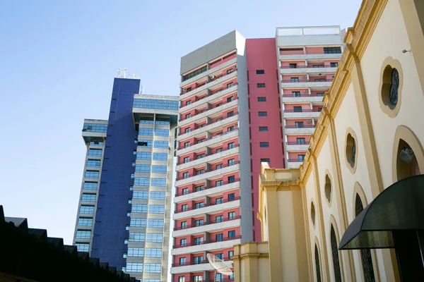 Blue, Brazil, street, building, color, Jorge Soares, Jundiai city, Jundiai, So Paulo, sky, SP, Street, doku, duvar, bina, şehir, gökdelen, mimari, şehir merkezi, blue, sky, tower, high, metropolis, apartman, hotel, window, person