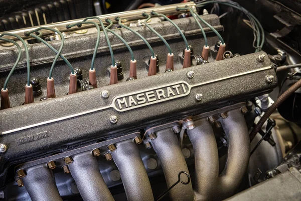 Primo Piano Del Motore Cilindri Maserati — Foto Stock