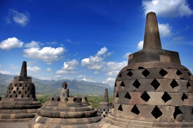 Borobudur Budist tapınağı, Magelang 'da büyük dini mimari, Orta Java, Endonezya.
