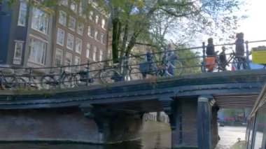 Amsterdam, Hollanda - Ocak, 2017: gezi, tekne, Amsterdam, Hollanda ile gidiş