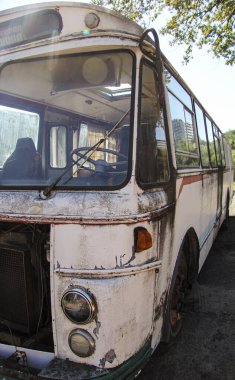 Klasik otobüs. Retro durağan boncuk.