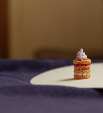 Yiyecekler plastikten yapılmış..