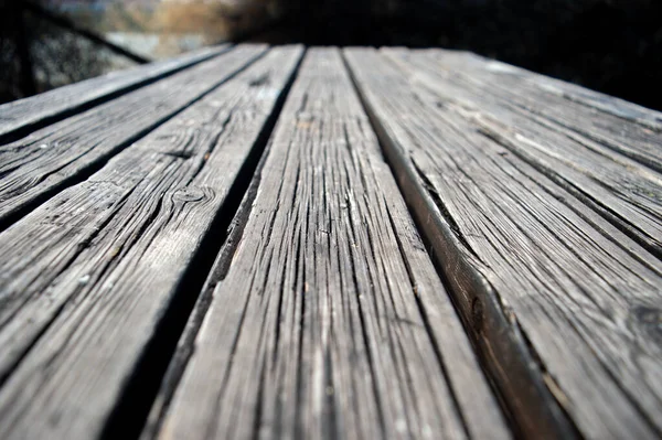Prázdný Venkovní Venkovský Dřevěný Stůl Povrch Zavřít Parku — Stock fotografie