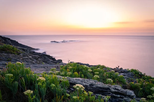 Horizon Com Pôr Sol Laranja Rosa Costa — Fotografia de Stock