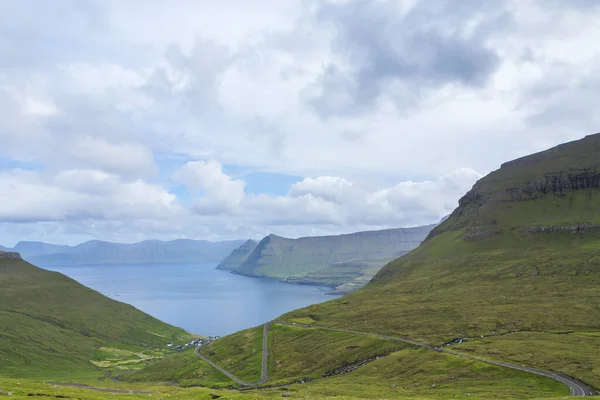 Estrada Para Aldeia Funningur Entardecer Ilha Eysturoy Ilhas Faroé — Fotografia de Stock