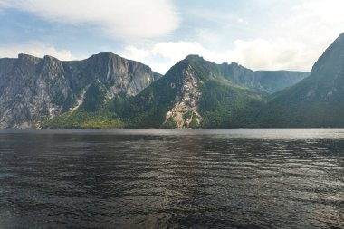 Western Brook Pond, Gros Morne Ulusal Parkı, Newfoundland