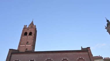 Arengario, akşam üzeri Monza 'da, Milano