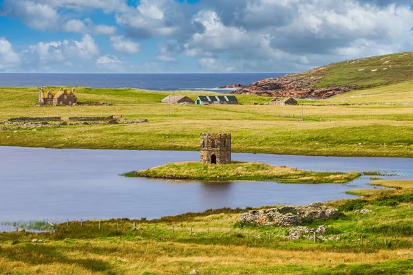 Scolpaig Tower, North Uist, Yttre Hebriderna, Skottland — Stockfoto